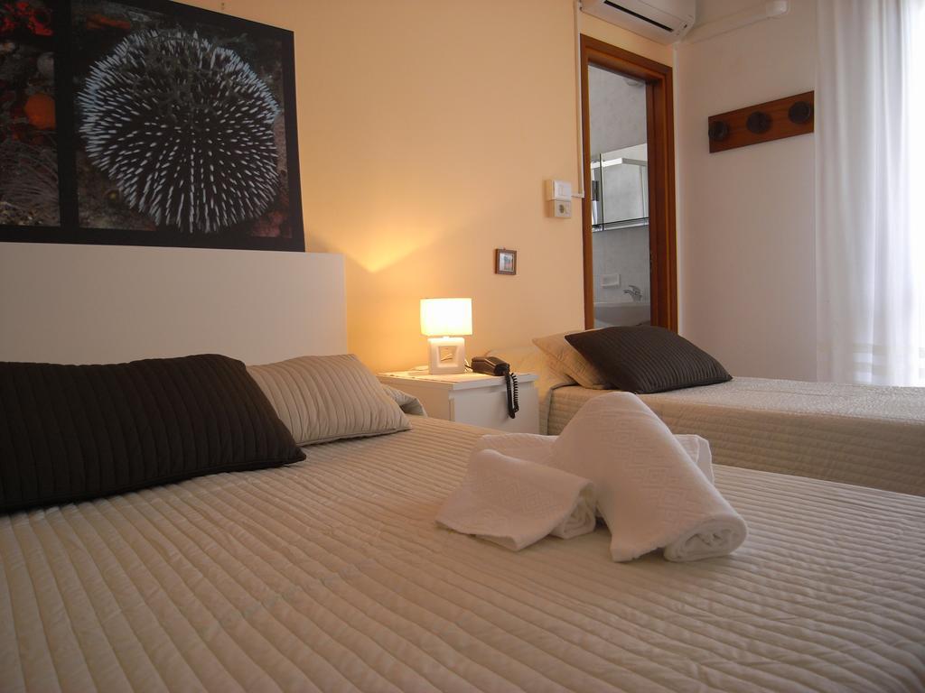 Hotel Moreri Grado Pokoj fotografie